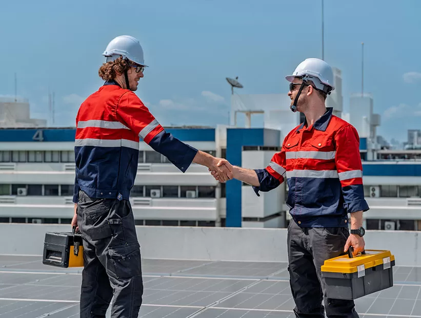 Partenaire avec SOLARMAN, <br> Collaborez pour un avenir durable.